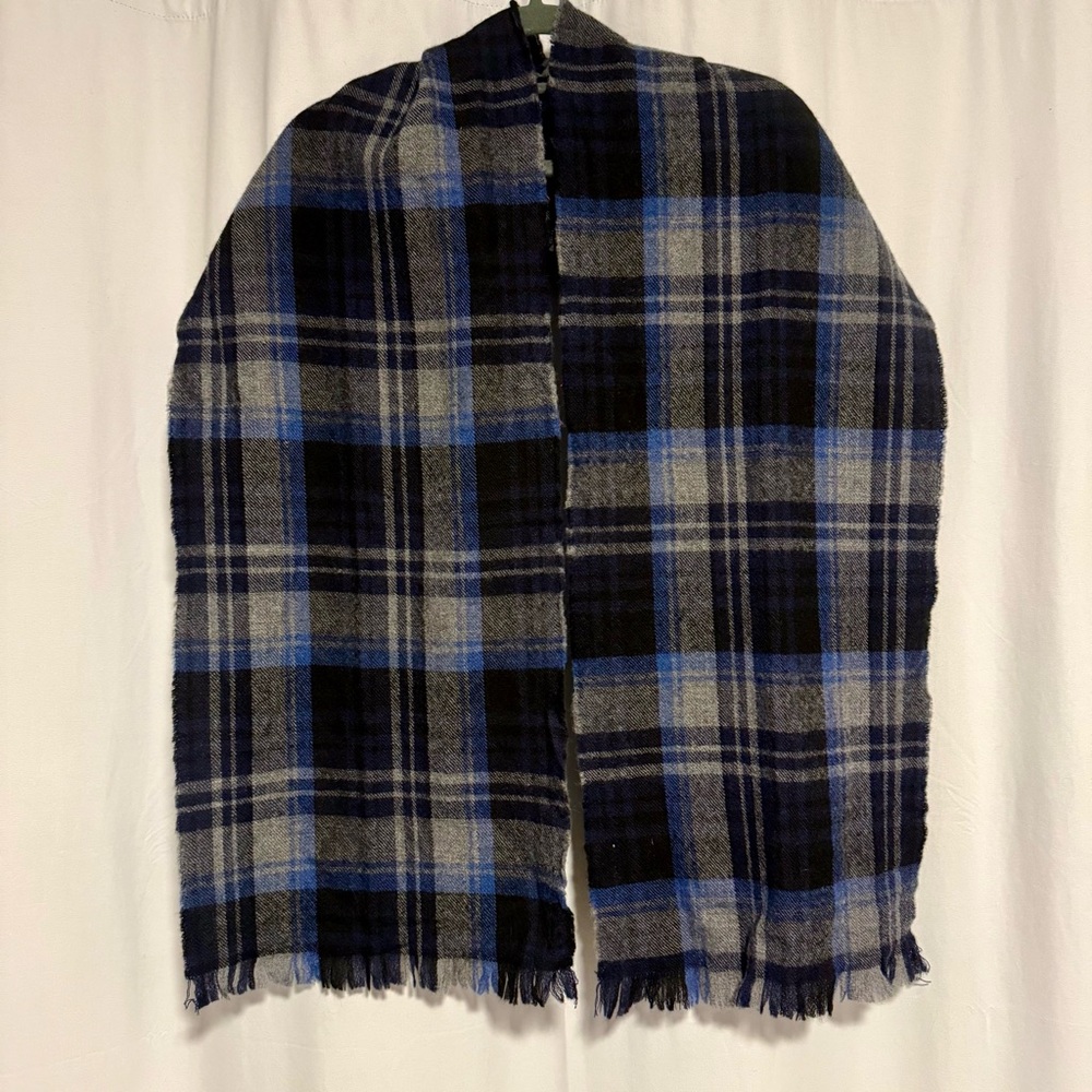J. Crew Scarf 100% Wool Tartan Plaid Fringe Blue Gray Black Mens Womens 12x66”